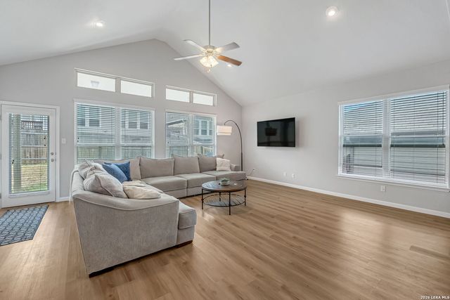 2982 Daisy Meadow, New Braunfels, TX 78130