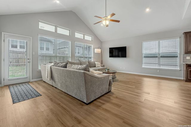 2982 Daisy Meadow, New Braunfels, TX 78130