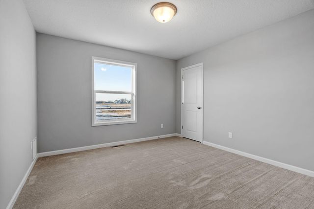 10880 165th Avenue NW, Elk River, MN 55330