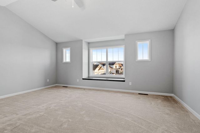 10880 165th Avenue NW, Elk River, MN 55330