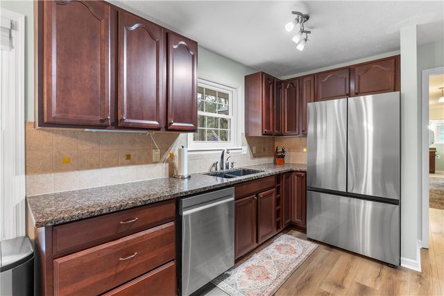 20 Fair Wind Drive, Salem, SC 29676