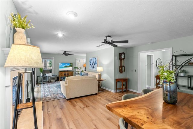 20 Fair Wind Drive, Salem, SC 29676