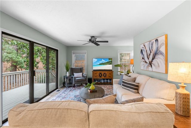 20 Fair Wind Drive, Salem, SC 29676