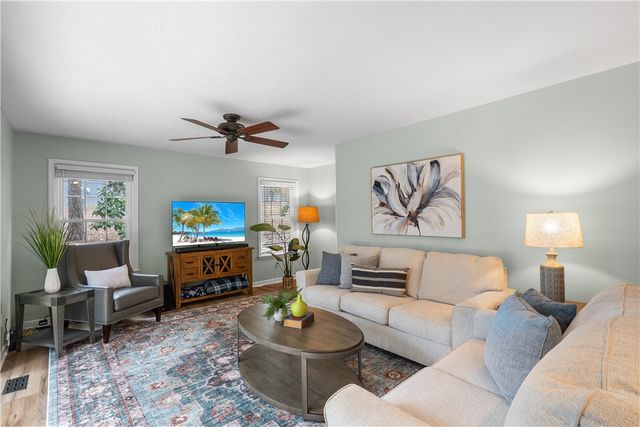 20 Fair Wind Drive, Salem, SC 29676