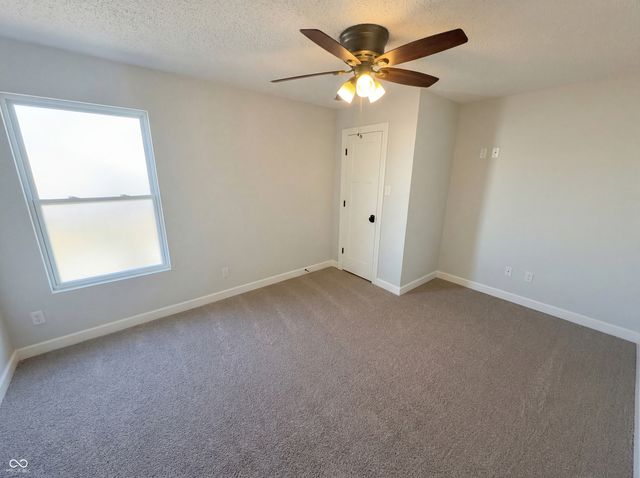 8251 S Evening Drive, Pendleton, IN 46064