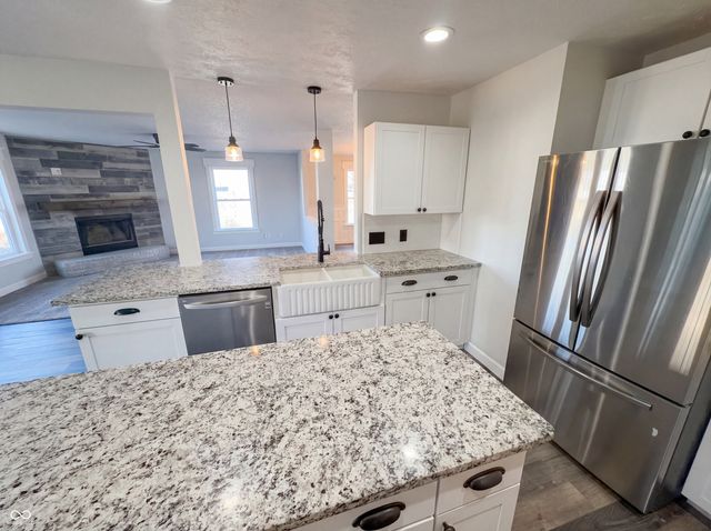 8251 S Evening Drive, Pendleton, IN 46064