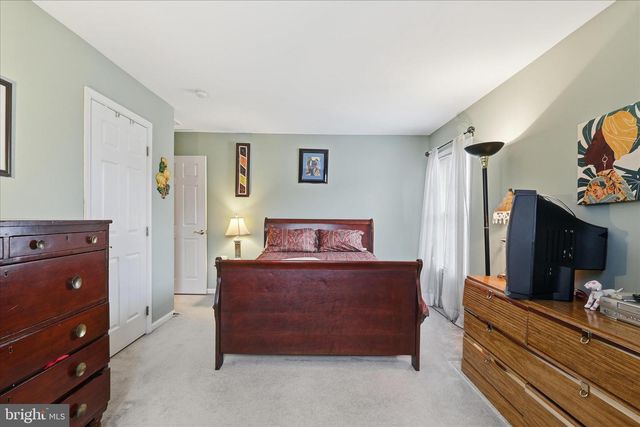 1805 EFTY CT, Woodbridge, VA 22191