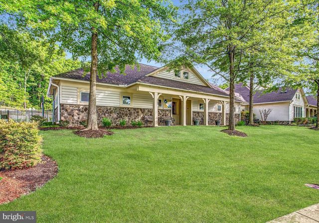 1805 EFTY CT, Woodbridge, VA 22191