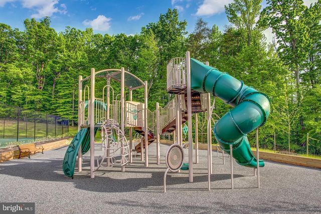 1805 EFTY CT, Woodbridge, VA 22191