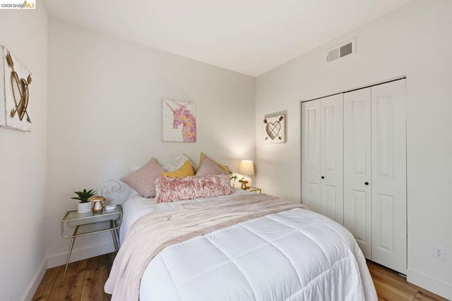 15 Lavagetto CT, Alameda, CA 94502