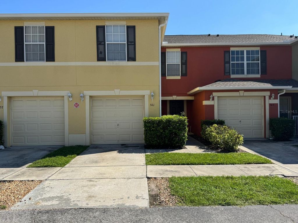 561 CRESTING OAK CIRCLE 86, Orlando, FL 32824