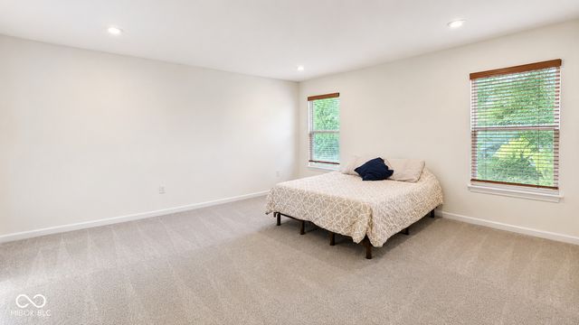 1069 Gatewick Court, Greenwood, IN 46143