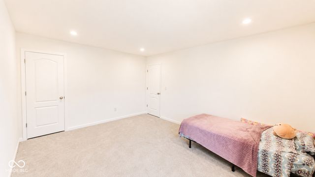 1069 Gatewick Court, Greenwood, IN 46143