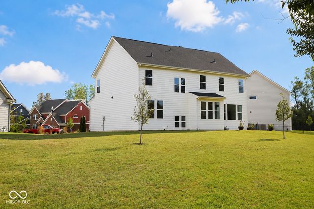 1069 Gatewick Court, Greenwood, IN 46143
