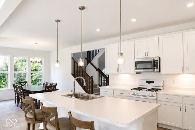 1069 Gatewick Court, Greenwood, IN 46143