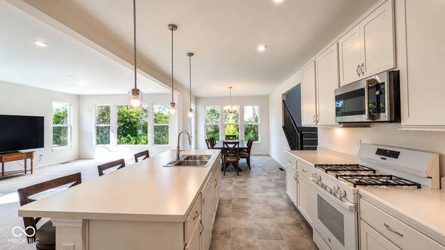 1069 Gatewick Court, Greenwood, IN 46143