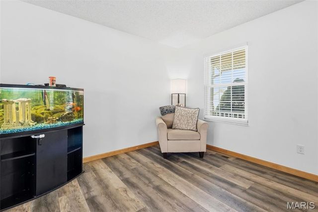807 Amanda Drive, St Peters, MO 63376