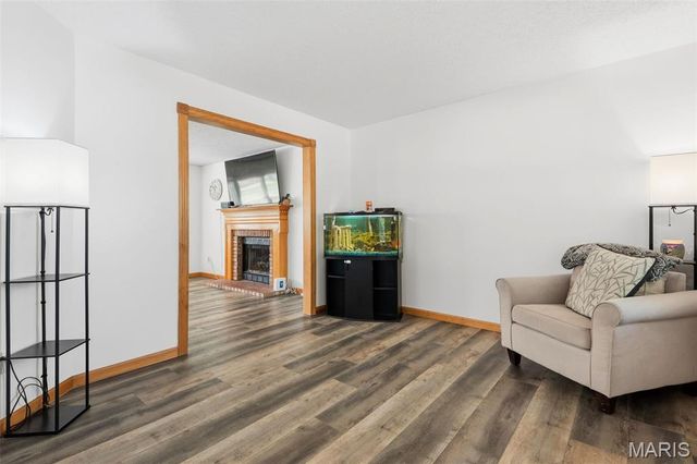 807 Amanda Drive, St Peters, MO 63376