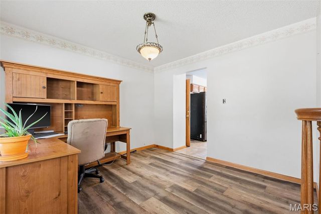 807 Amanda Drive, St Peters, MO 63376