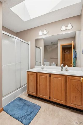 807 Amanda Drive, St Peters, MO 63376