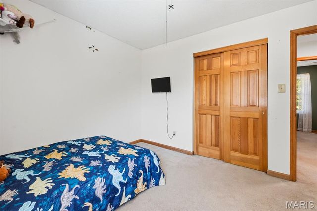 807 Amanda Drive, St Peters, MO 63376