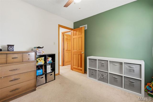 807 Amanda Drive, St Peters, MO 63376