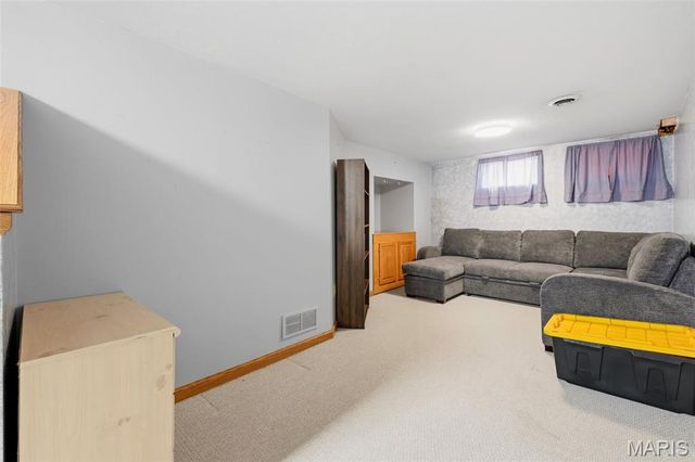 807 Amanda Drive, St Peters, MO 63376