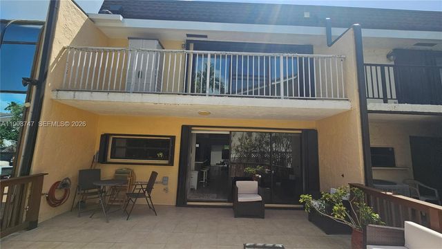 16446 NE 27th Pl 38, North Miami Beach, FL 33160
