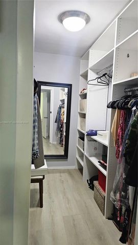 16446 NE 27th Pl 38, North Miami Beach, FL 33160