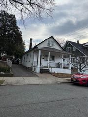 149 W 2Nd St, Clifton City, NJ 07011