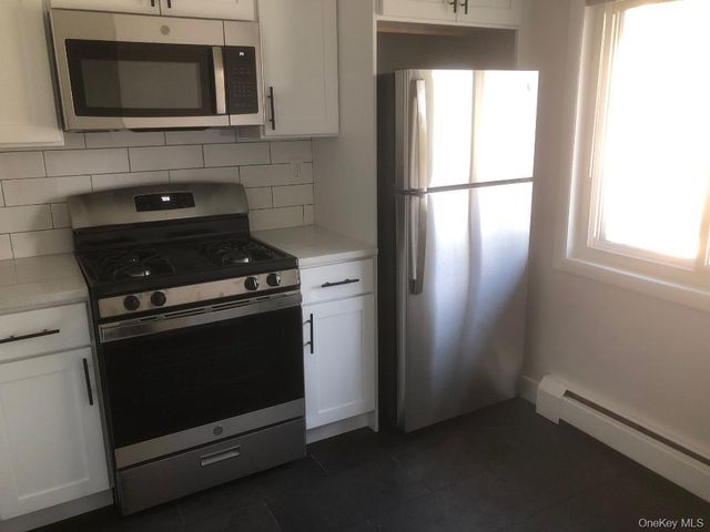 85 N Middletown Road D10, Nanuet, NY 10954