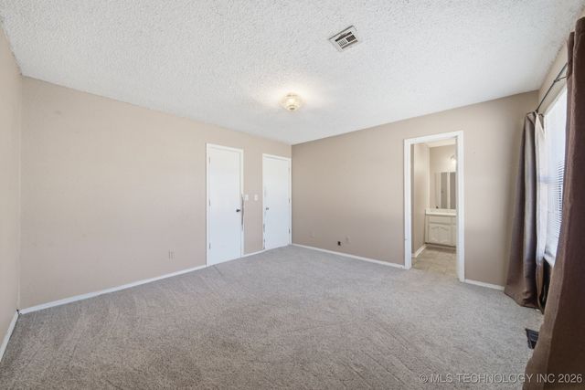 11829 E 80th Place North, Owasso, OK 74055