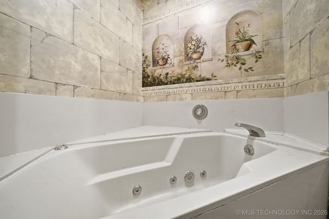 11829 E 80th Place North, Owasso, OK 74055