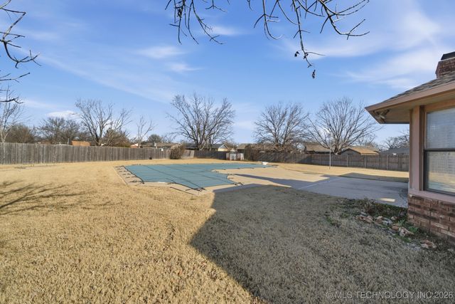 11829 E 80th Place North, Owasso, OK 74055