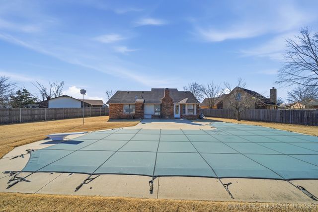 11829 E 80th Place North, Owasso, OK 74055