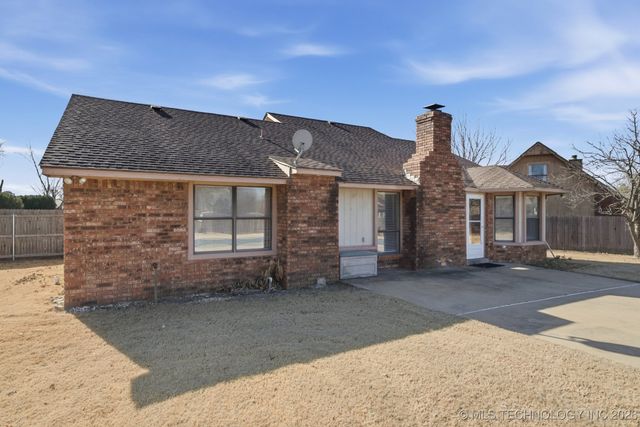 11829 E 80th Place North, Owasso, OK 74055