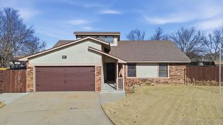 11829 E 80th Place North, Owasso, OK 74055