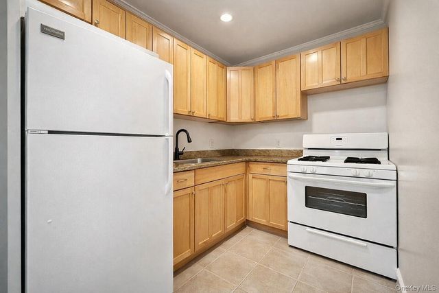 30-74-76 30th Street, Astoria, NY 11102