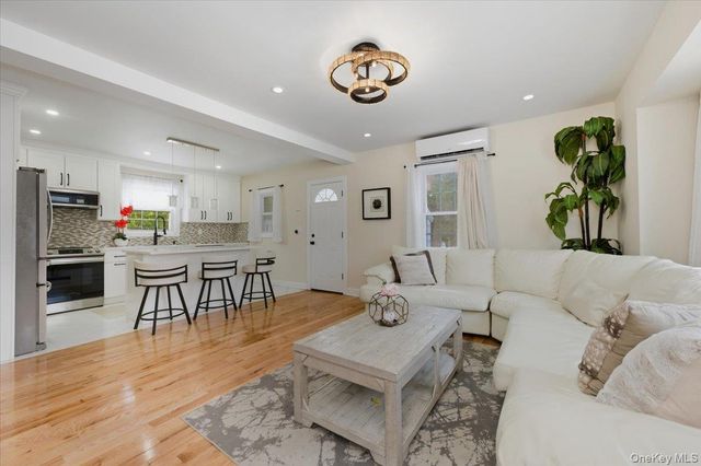 66 Elm Street, Valley Stream, NY 11580