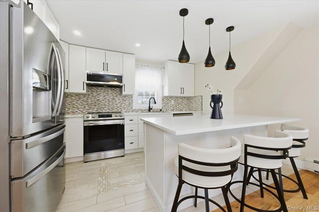 66 Elm Street, Valley Stream, NY 11580