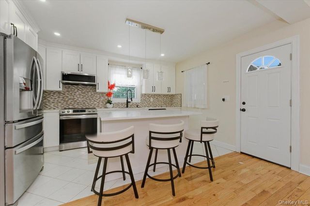 66 Elm Street, Valley Stream, NY 11580