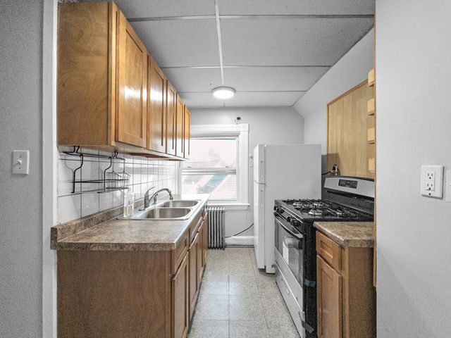1 Belmore Terrace 3, Boston, MA 02130