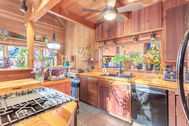 18376 Utility Avenue, Anderson, CA 96007