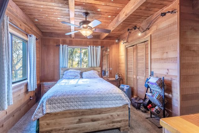 18376 Utility Avenue, Anderson, CA 96007