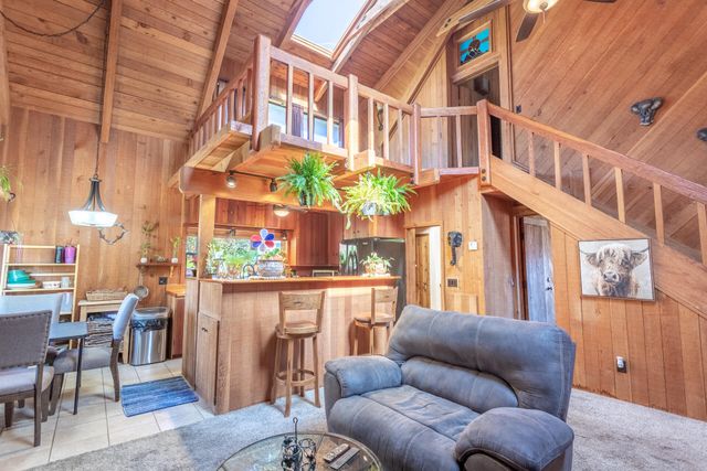 18376 Utility Avenue, Anderson, CA 96007