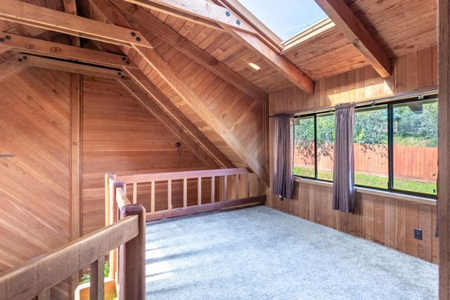 18376 Utility Avenue, Anderson, CA 96007