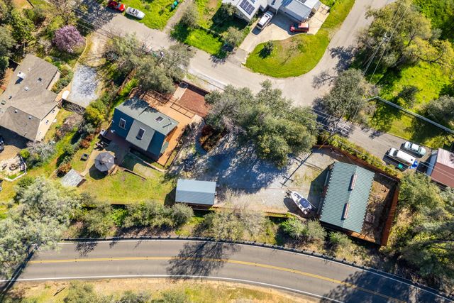 18376 Utility Avenue, Anderson, CA 96007