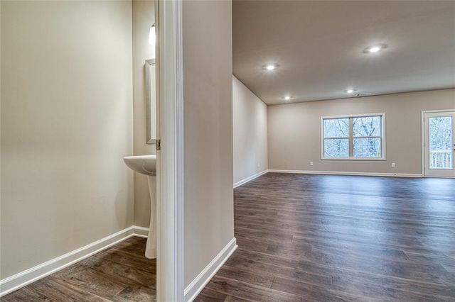 3730 Ivy Cottage Drive, Snellville, GA 30039