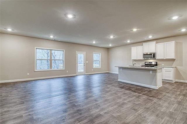 3730 Ivy Cottage Drive, Snellville, GA 30039