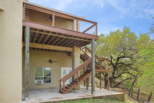 11 Falls Vw, Boerne, TX 78015